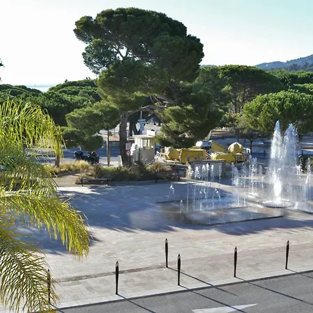 B0065-019 3 Pieces 4 Couchages Bormes Les Mimosas *